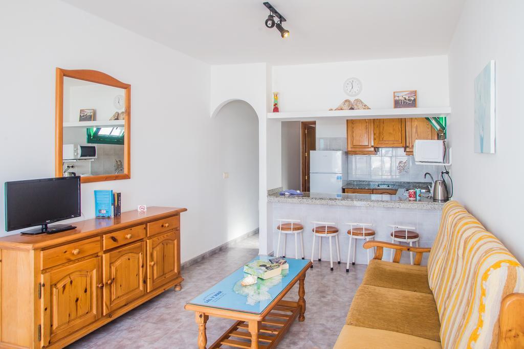 Apartamentos Sal Y Mar ปูแอร์โตเดลคาร์เมน ภายนอก รูปภาพ