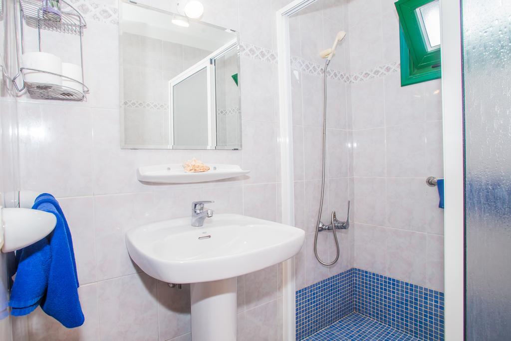 Apartamentos Sal Y Mar ปูแอร์โตเดลคาร์เมน ภายนอก รูปภาพ
