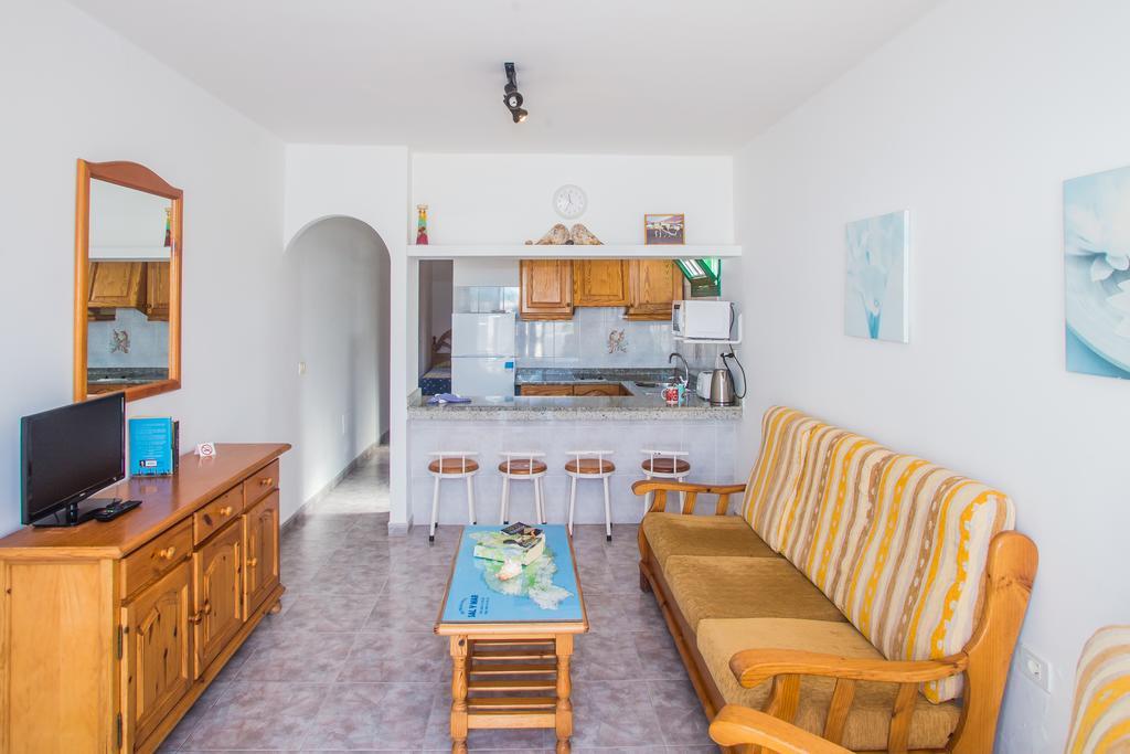 Apartamentos Sal Y Mar ปูแอร์โตเดลคาร์เมน ภายนอก รูปภาพ