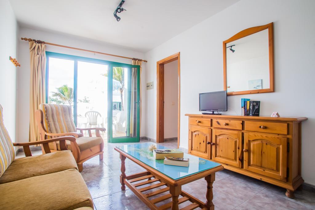 Apartamentos Sal Y Mar ปูแอร์โตเดลคาร์เมน ภายนอก รูปภาพ